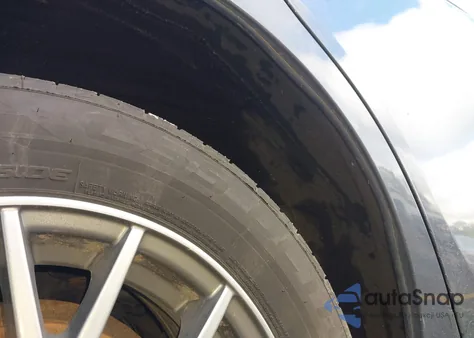 2017 Toyota Corolla Le from USA, damaged, VIN 2T1BURHE5HC885556